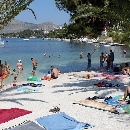 Apartments By The Sea Trogir - 15011 Luaran gambar