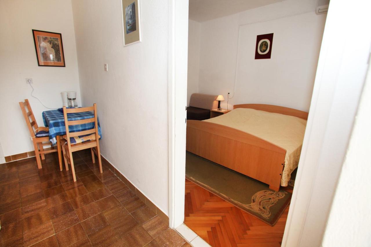 Apartments By The Sea Trogir - 15011 Luaran gambar